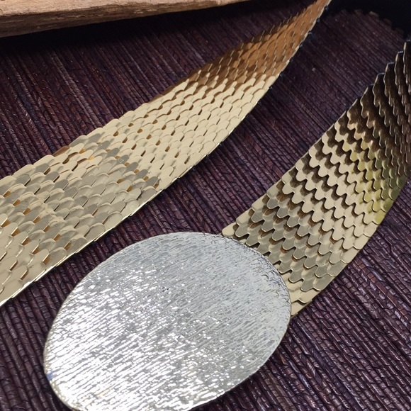 Vintage Gold Stretch Belt Wide Fish Scales Oval - Picture 3 of 4